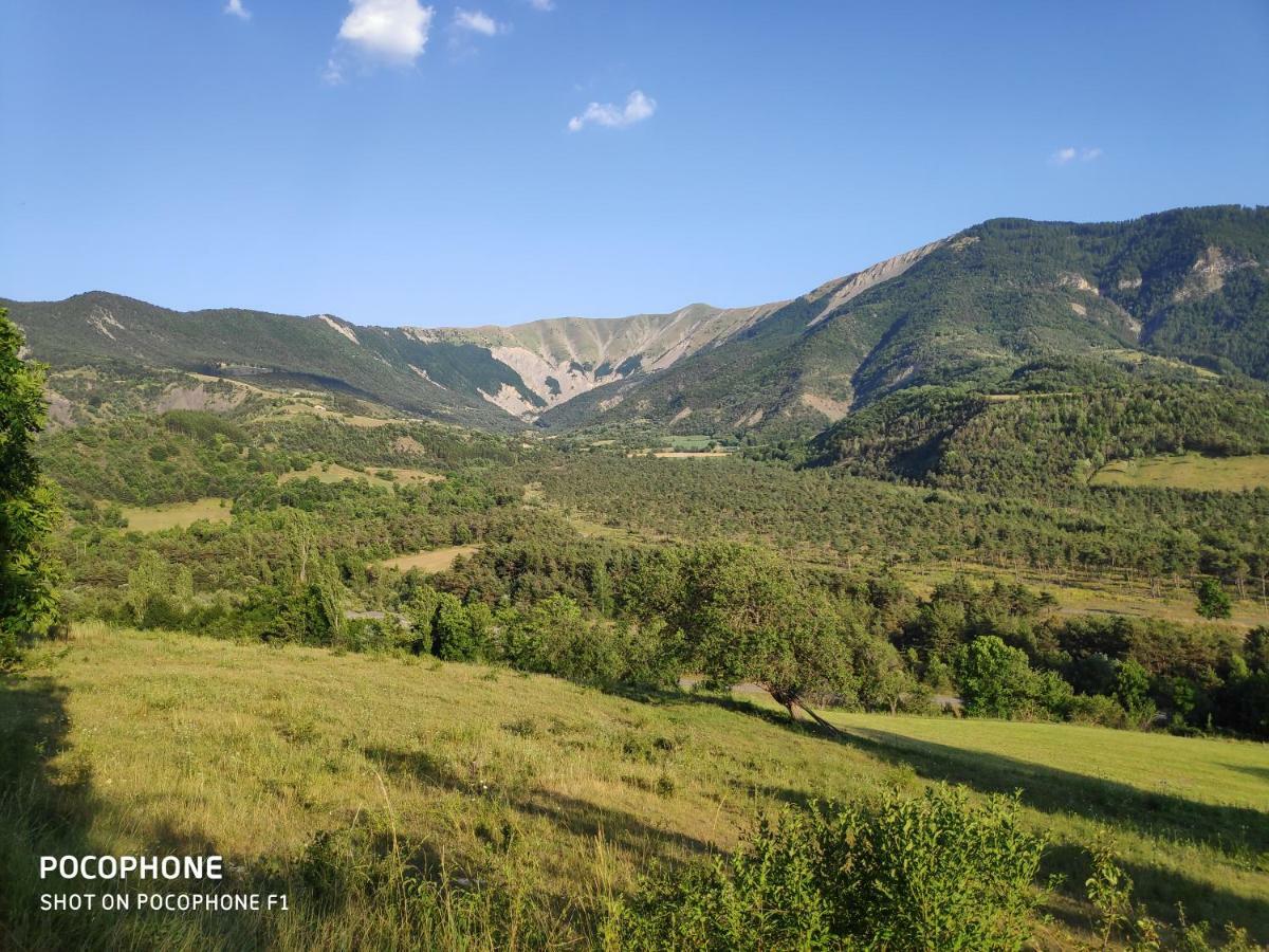 Comme Chez Vous Villa Bayons Dış mekan fotoğraf
